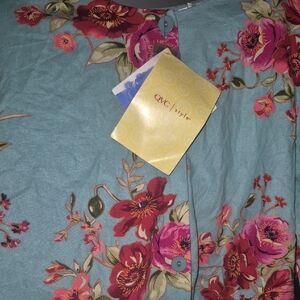 Susan Graver Style Floral blouse & Maxi Skirt d- Teal and Red